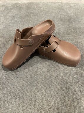 Birkenstock Boston Essentials Clogs